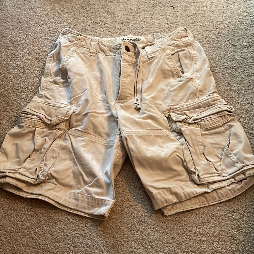 Abercrombie & Fitch Khaki shorts